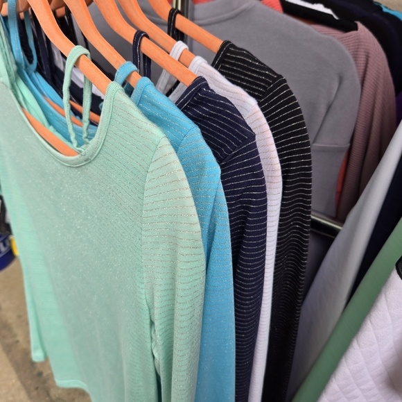 Levelwear Verve long-sleeved top - Picture 4 of 5